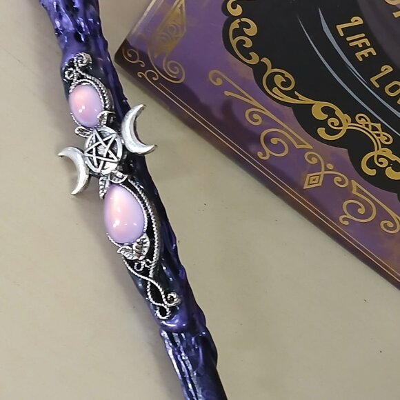 Goth/witch Barbie doll with accessories - Picture 5 of 8